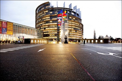L’Europa è aperta agli investimenti esteri, ma li monitora