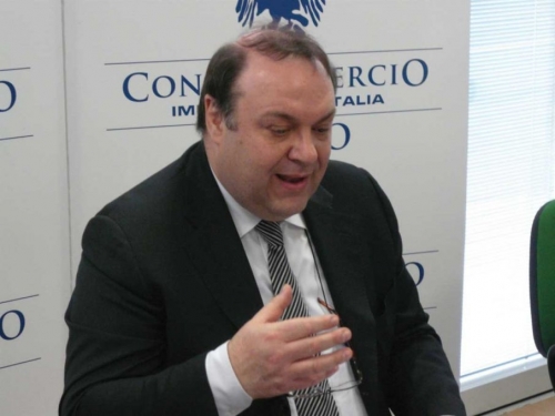 Confcommercio: il sostegno del commercio non si fa per finta