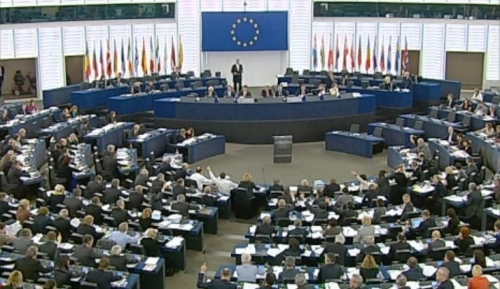 Occupazione: l'Europarlamento chiede più fondi 
