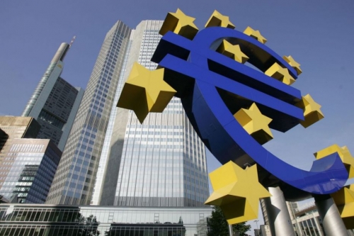 La ricetta europea per uscire dalla crisi: banche sotto controllo e investimenti